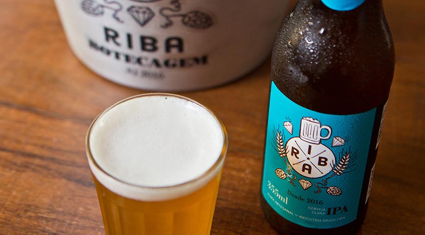 Restaurante Riba oferece cerveja artesanal na Dias Ferreira, no Leblon