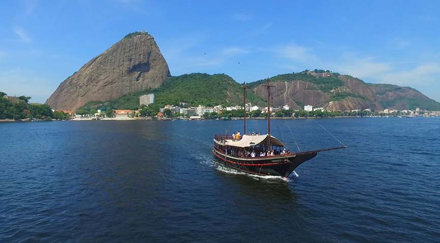 Festa em alto-mar pode ser uma excelente opção num dia de sol